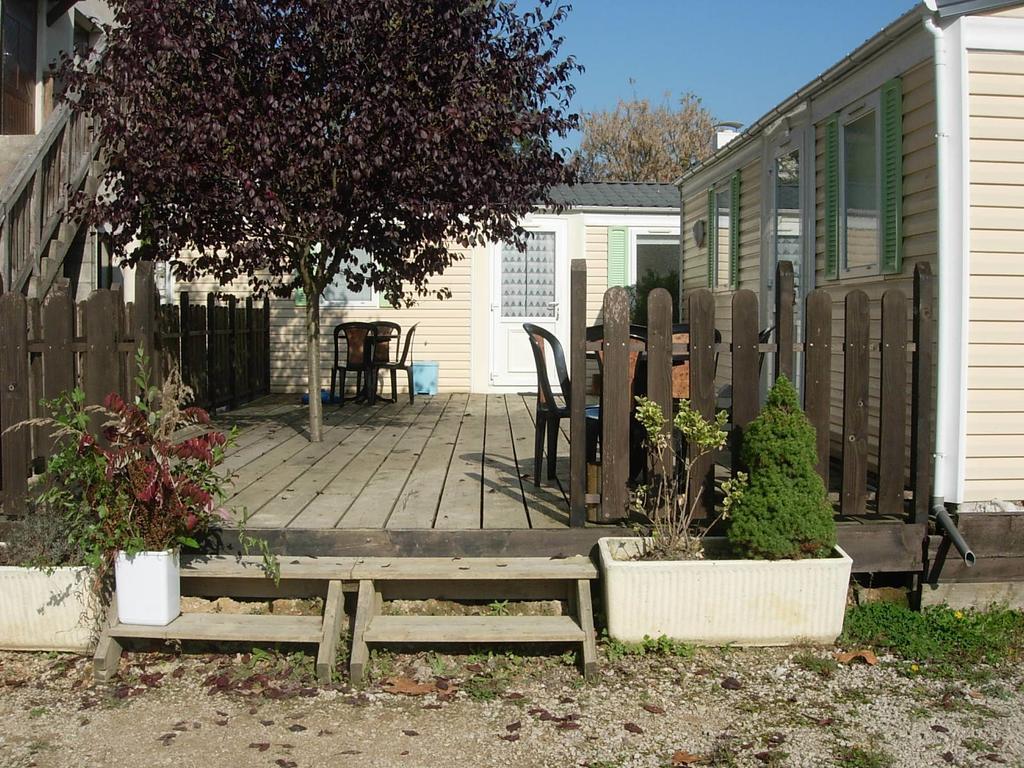 Mobile-Home 1 "Ognon" Pesmes Εξωτερικό φωτογραφία